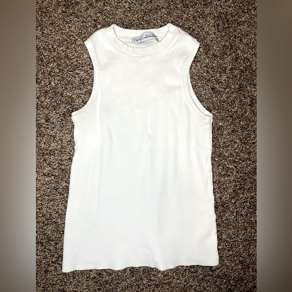 Ivvi Women’s White Tank